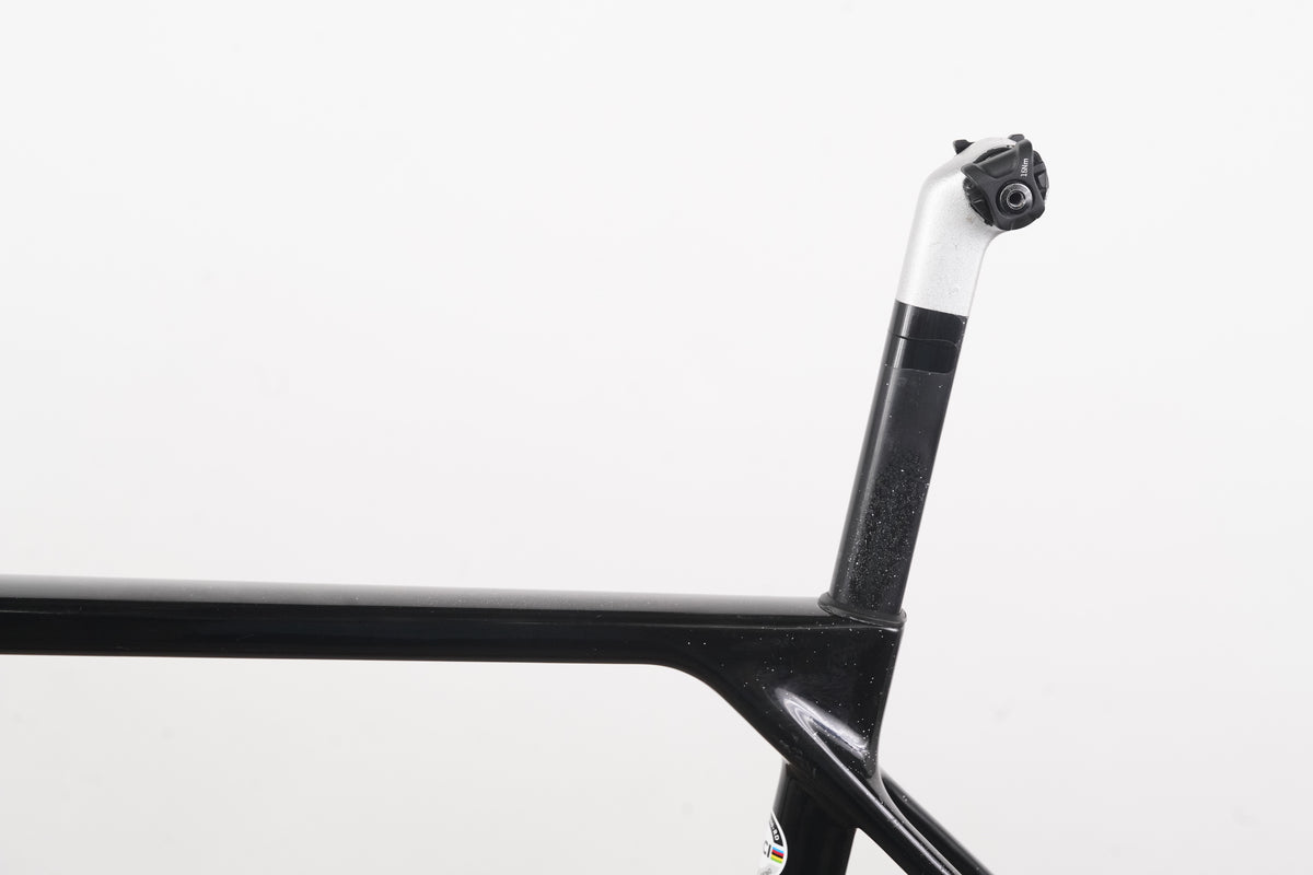 2024 M (Medium) Canyon Ultimate CF SLX Carbon Disc Road Frameset + Cockpit