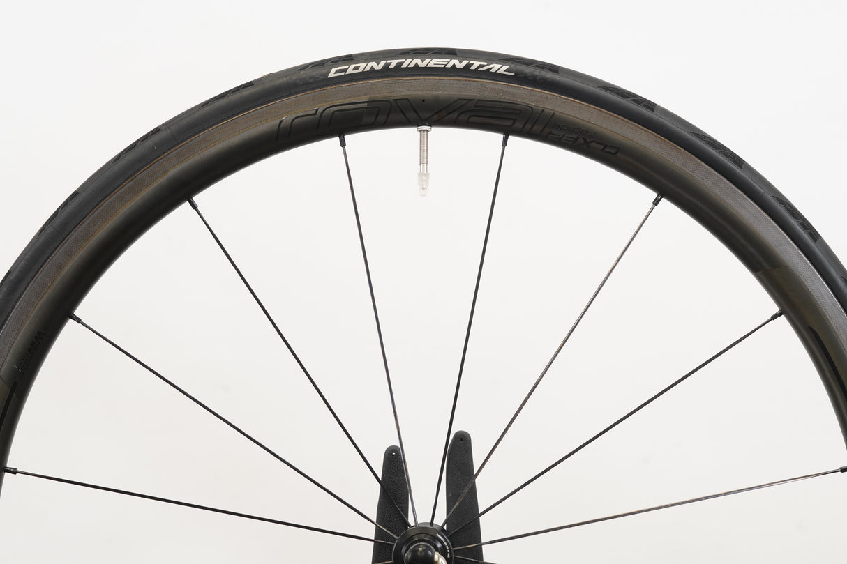 Roval CLX 32 Carbon Tubeless Clincher Rim Brake Wheelset Shimano/SRAM 11 Speed