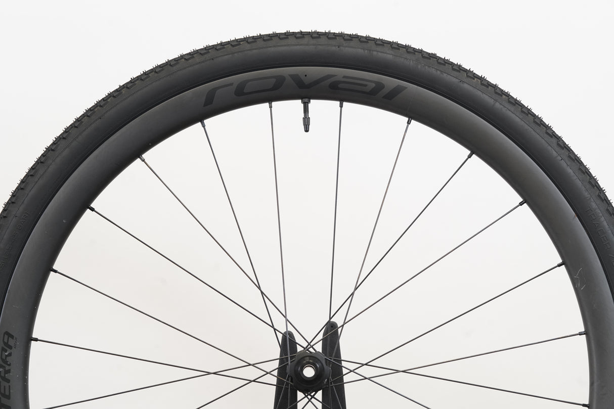 Roval Terra CL Carbon Tubeless Clincher Disc Brake Wheelset Shimano/SRAM 11 Speed