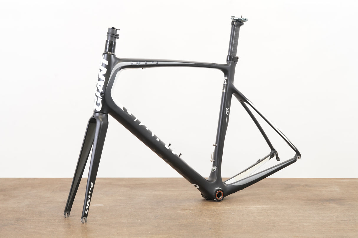 L (Large) Giant Defy Advanced 0 Carbon Rim Brake Road Frameset
