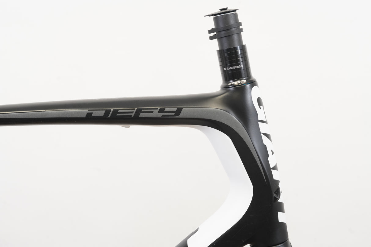L (Large) Giant Defy Advanced 0 Carbon Rim Brake Road Frameset