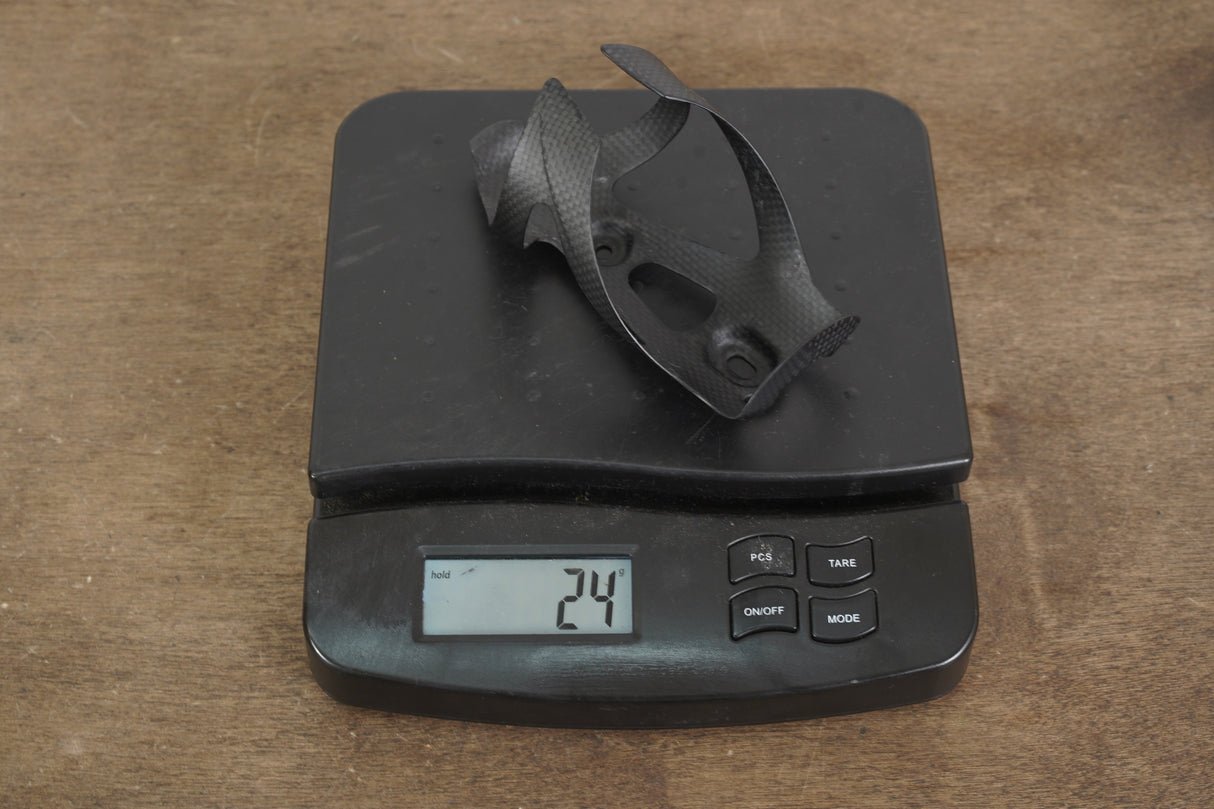(1) Carbon Water Bottle Cages 24g