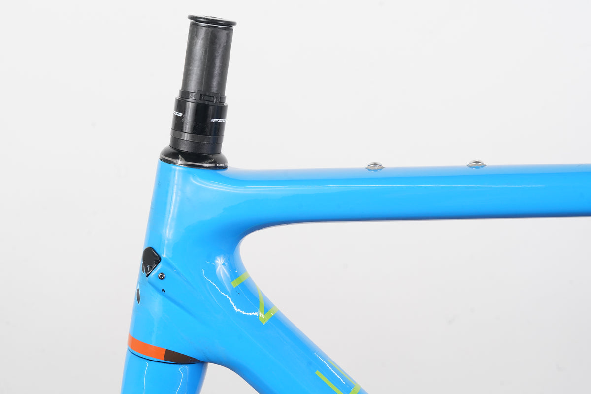 *Damaged* M (Medium) Open U.P. Carbon Disc Brake Gravel Frameset