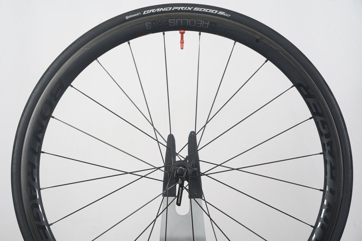 Bontrager Aeolus Pro 3 TLR Carbon Tubeless Clincher Rim Brake Wheelset 11 Speed