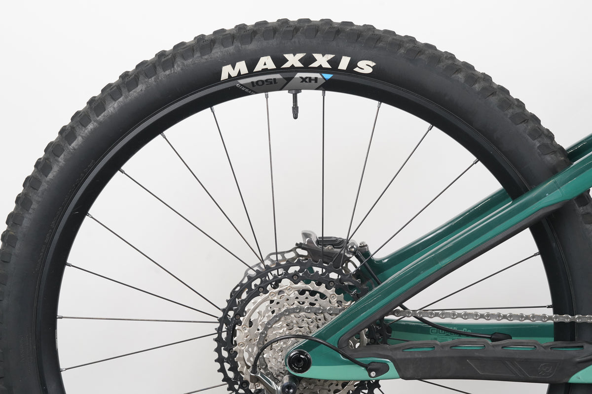 2023 M (Medium) Pivot Shuttle LT Team XTR M9100 Di2 E-Mountain Bike E-Bike