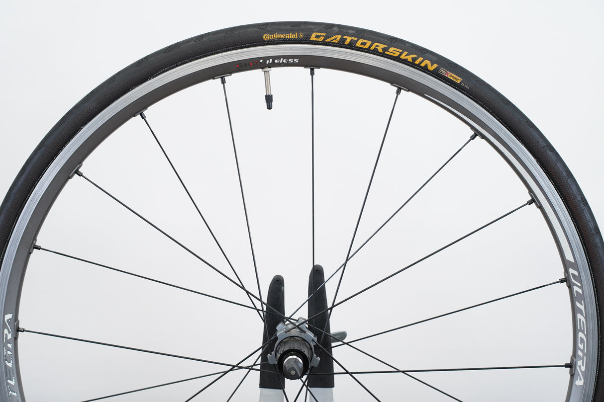 Shimano Ultegra WH-6700 Alloy Tubeless Clincher Rim Brake Wheelset 10 Speed