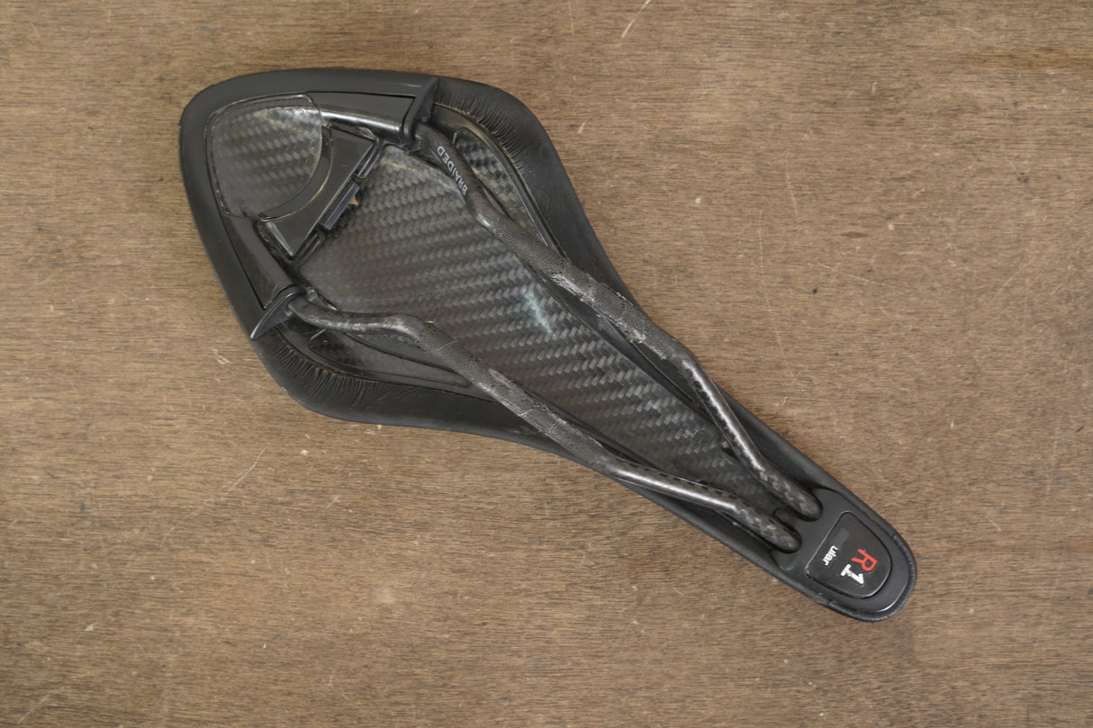 126mm (Regular) Fizik Arione R1 Carbon Rail Road Saddle 167g