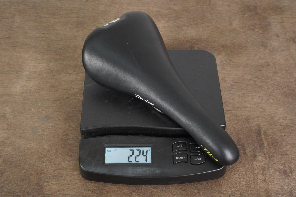 140mm Selle Italia Flite Titanium Rail Road Saddle 224g