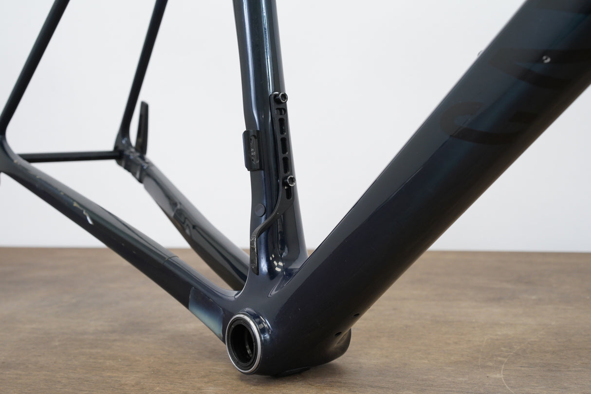 L (Large) Canyon Ultimate CF SLX Carbon Disc Brake Road Frameset *Repaired*