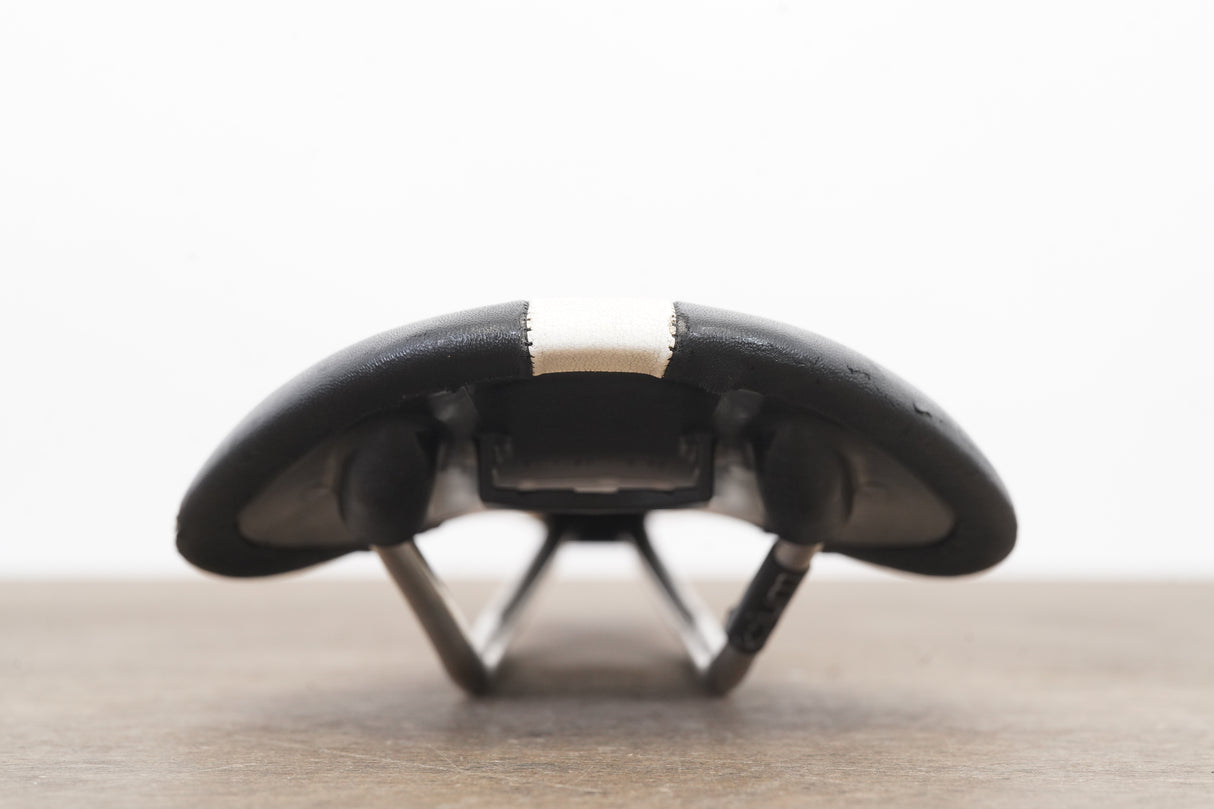140mm (Regular) Fizik Antares R3 Kium Rail Road Saddle 178g