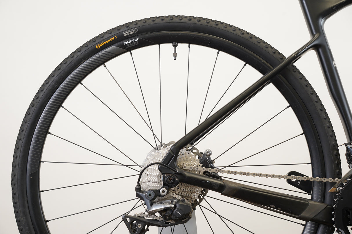 2019 M/L Giant Revolt Ultegra R8000 Carbon All-Road Gravel Hydraulic Disc Bike