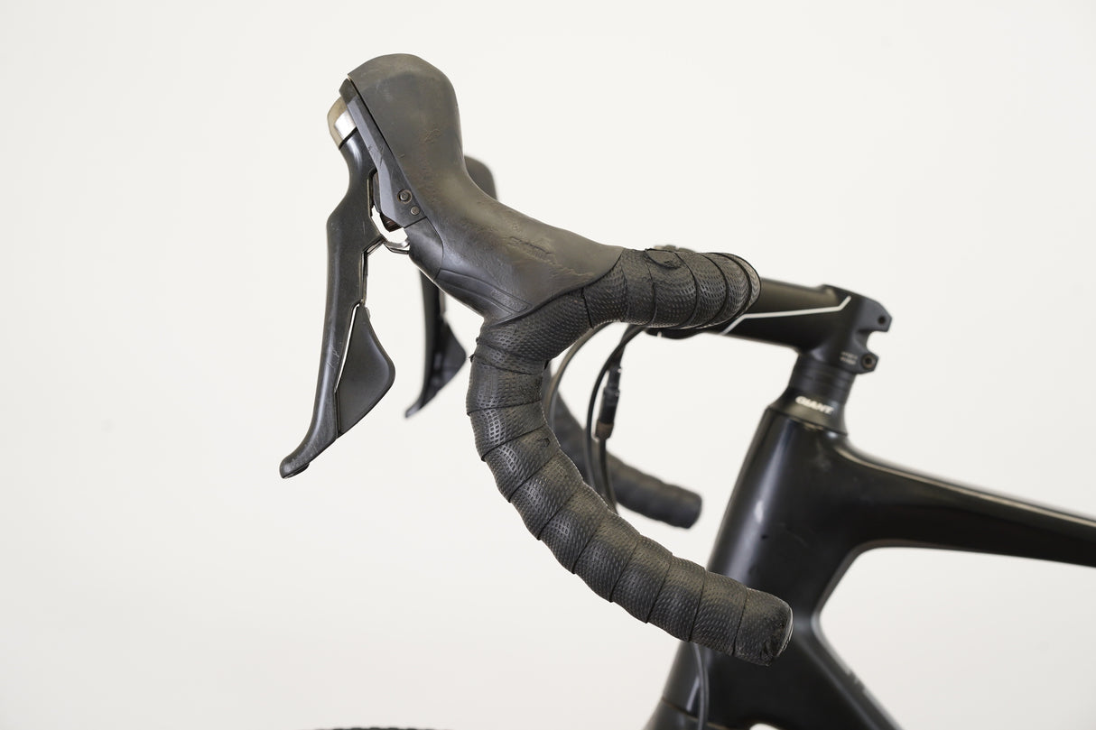 2019 M/L Giant Revolt Ultegra R8000 Carbon All-Road Gravel Hydraulic Disc Bike