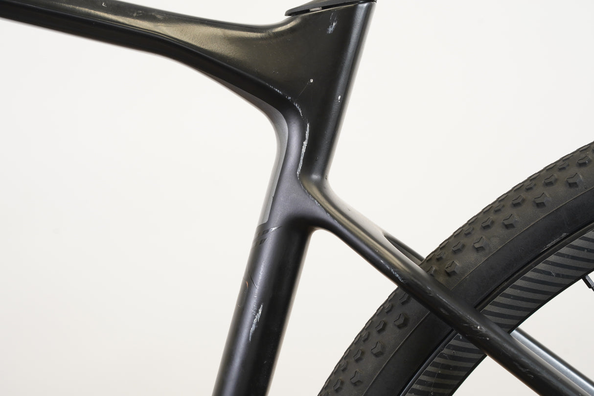 2019 M/L Giant Revolt Ultegra R8000 Carbon All-Road Gravel Hydraulic Disc Bike
