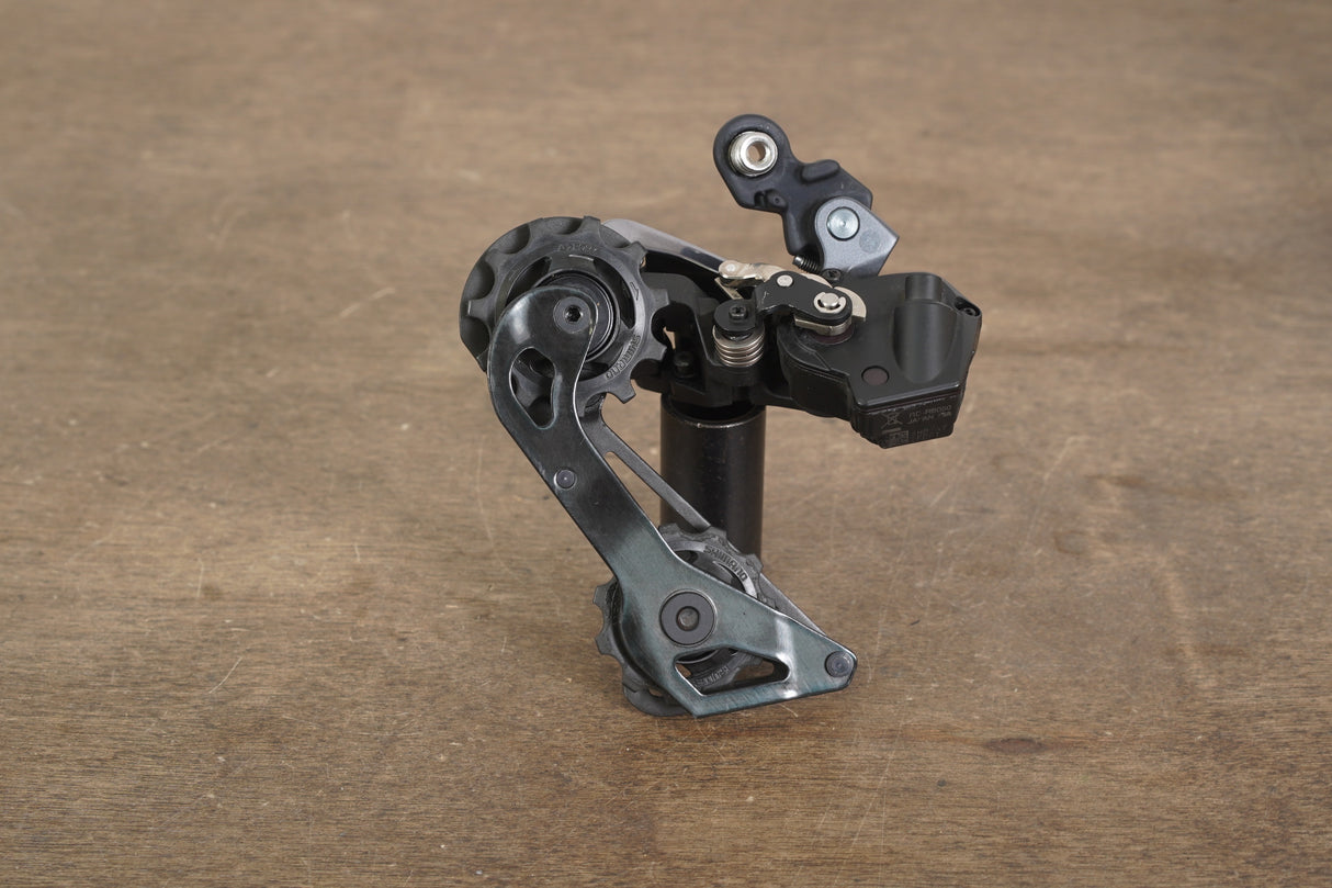 Shimano Ultegra R8050 Di2 11 Speed Electronic Rim Brake Road Groupset 8050