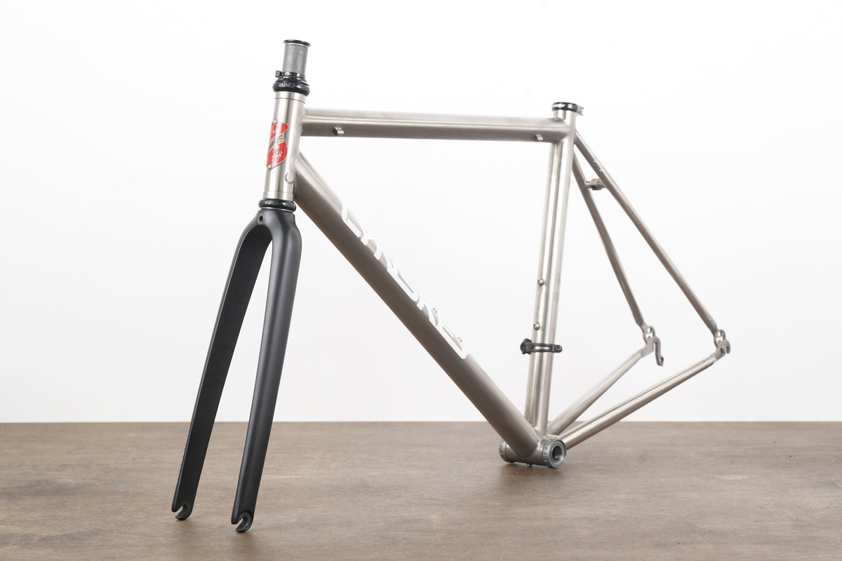 M (Medium) Lynskey Signature Classic Wireless Titanium Rim Brake Road Frameset