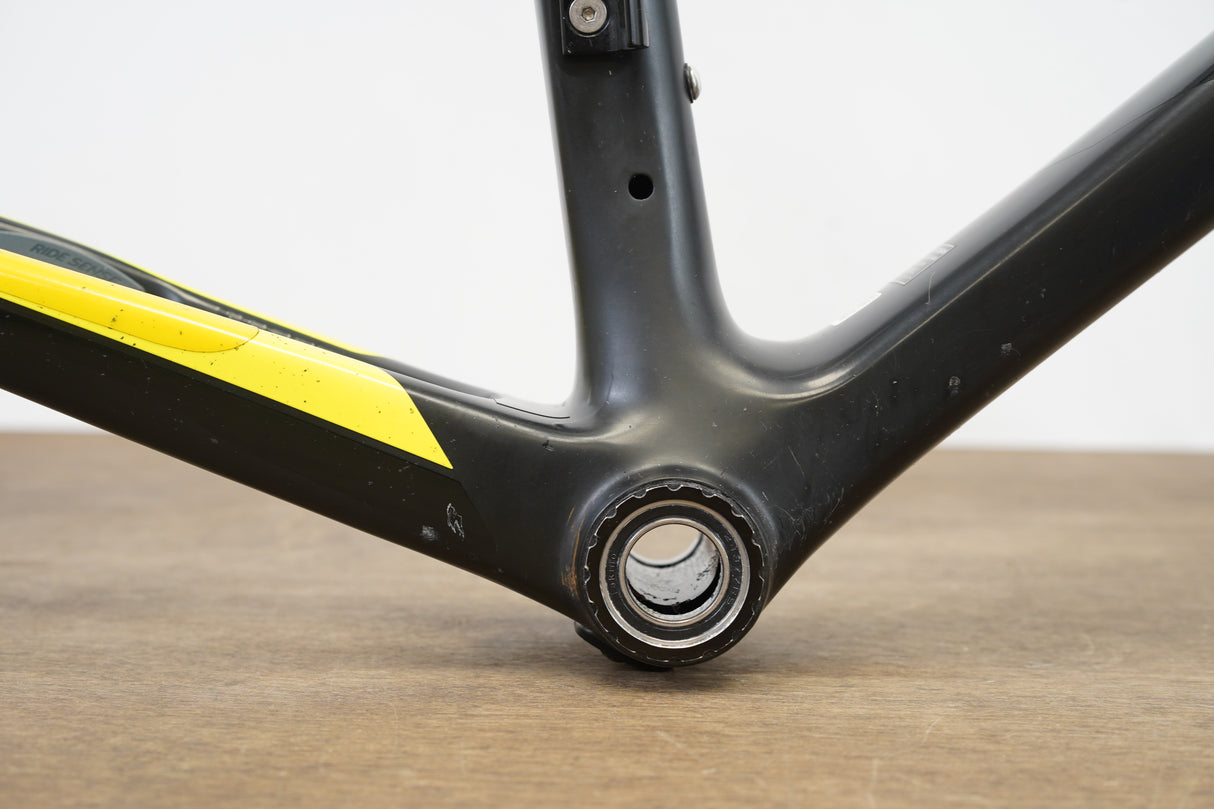 M (Medium) Giant TCR Advanced Pro 1 Carbon Rim Brake Road Frameset