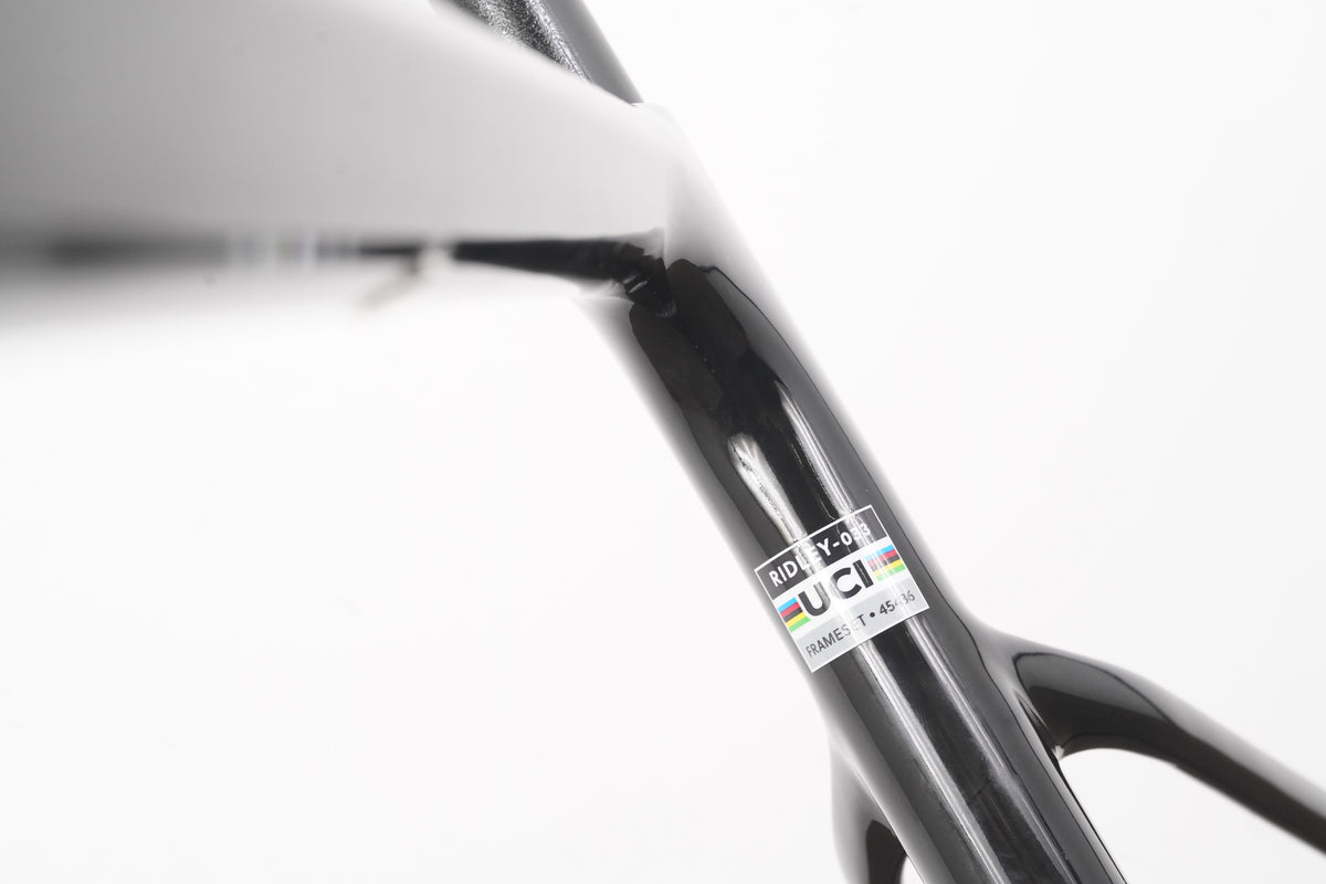 NEW TAKE-OFF 2025 56cm Ridley ASTR RS UDH Carbon Disc Brake Gravel Frameset