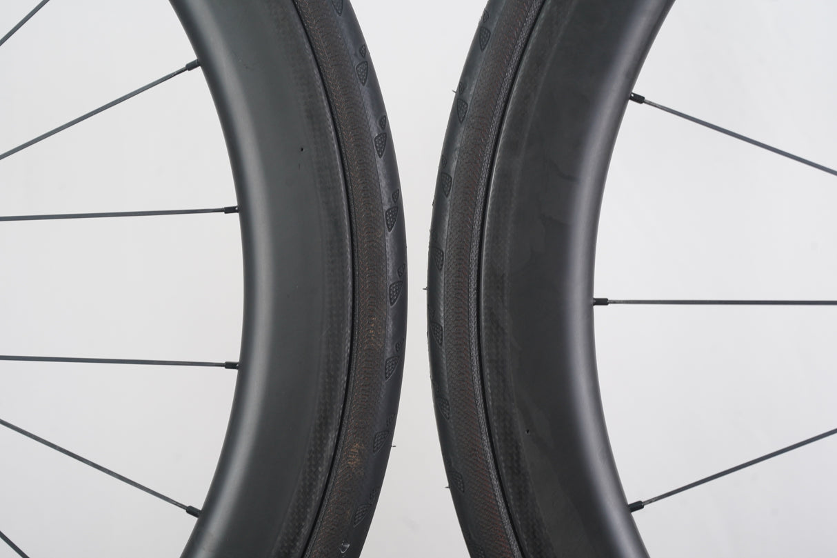 Hunt 50 Carbon Tubeless Clincher Rim Brake Wheelset Campagnolo 11 Speed