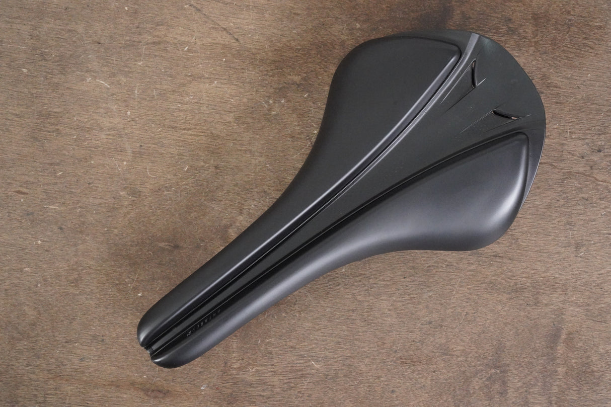 140mm (Regular) Fizik Antares R1 Versus Evo Carbon Rail Road Saddle 174g