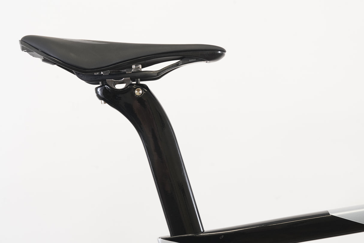 NEW 2023 57.5cm Pinarello Dogma F Campagnolo WRL Bora WTO Carbon Disc Bike