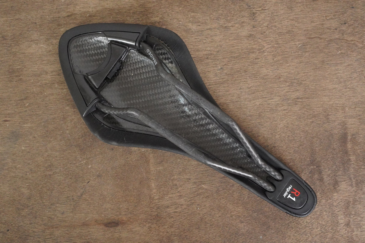 126mm (Regular) Fizik Arione R1 Carbon Rail Road Saddle 176g