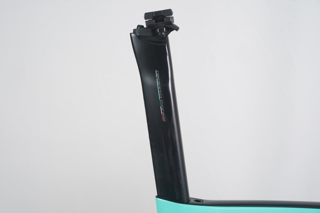 55cm Bianchi Oltre XR4 CV Carbon Aero Disc Brake Road Frameset