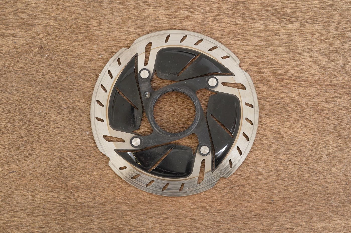 (1) 140mm Shimano Dura-Ace SM-RT900 Center Lock Disc Brake Rotor