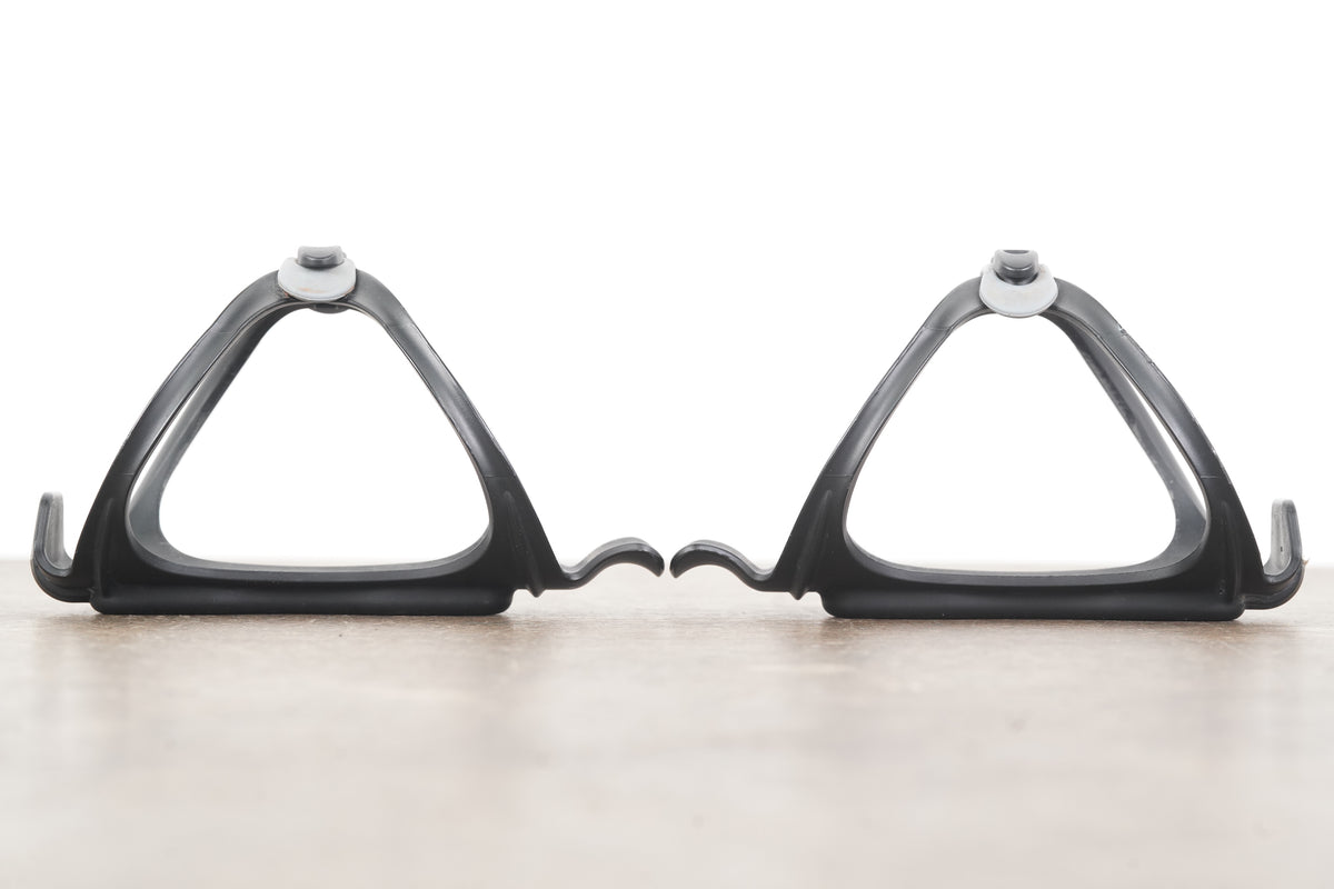 (2) Arundel Bando Water Bottle Cages 97g