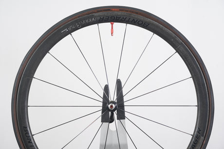 FRONT Bontrager Aeolus 3 TLR Carbon Tubeless Clincher Rim Brake Wheelset 11 Speed