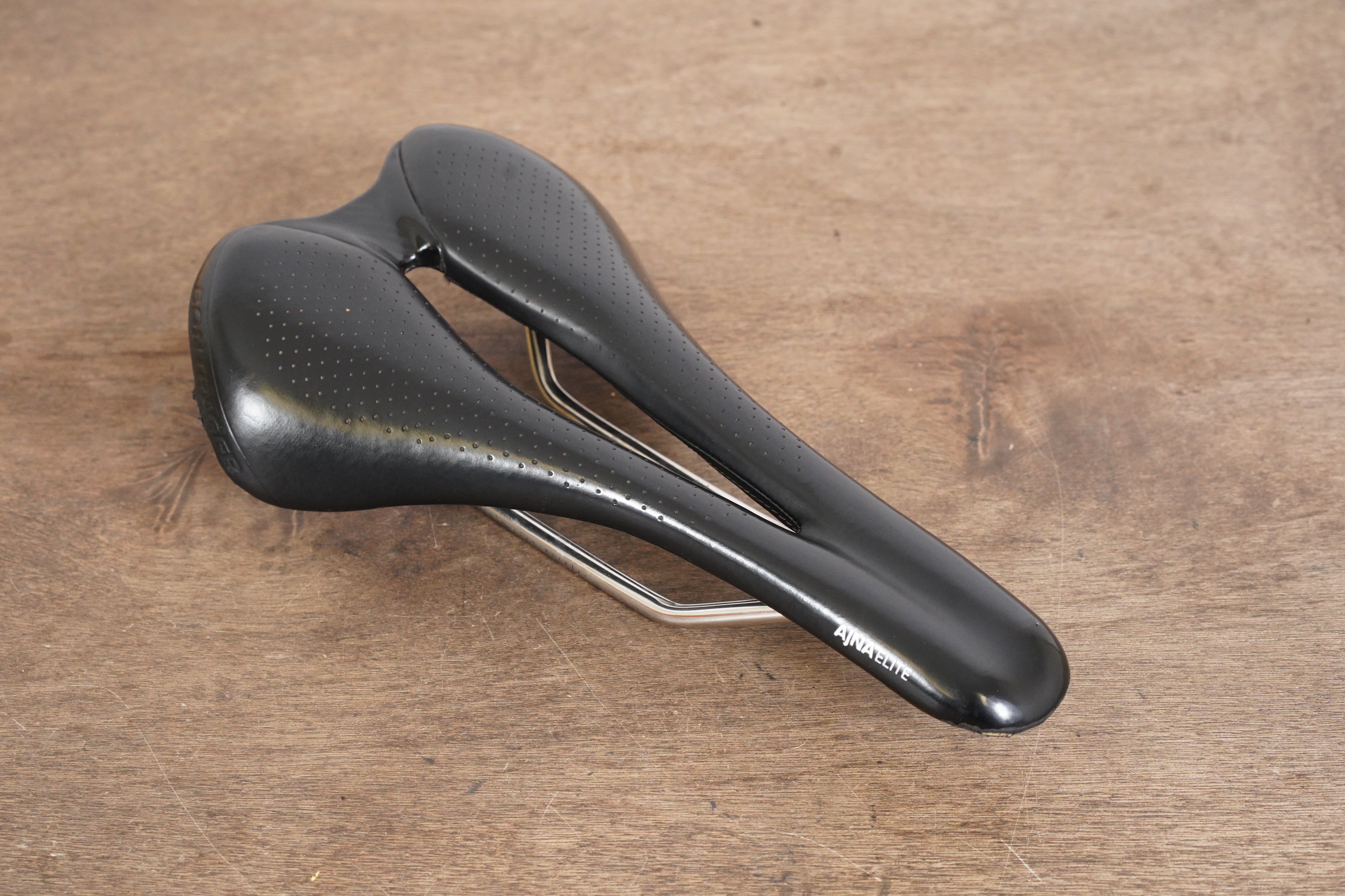 154mm Bontrager Ajna Elite Titanium Rail Road Saddle 228g – Elevate Cycling