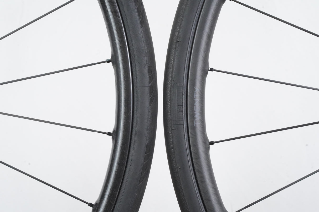 Black Inc. TWENTY 20 Carbon Tubeless Disc Brake Wheelset Shimano/SRAM 11 Speed