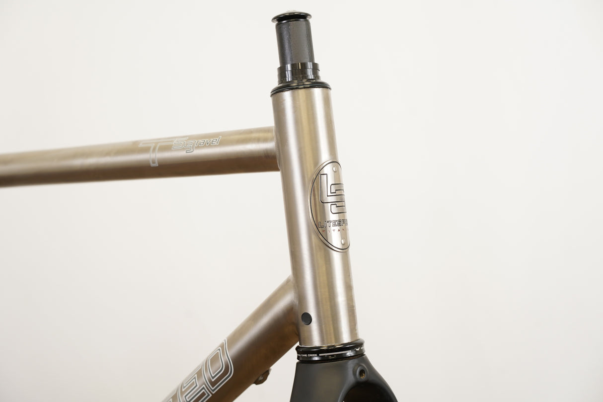 L (Large) Litespeed T5 ENVE Di2 Titanium Disc Brake Gravel Frameset