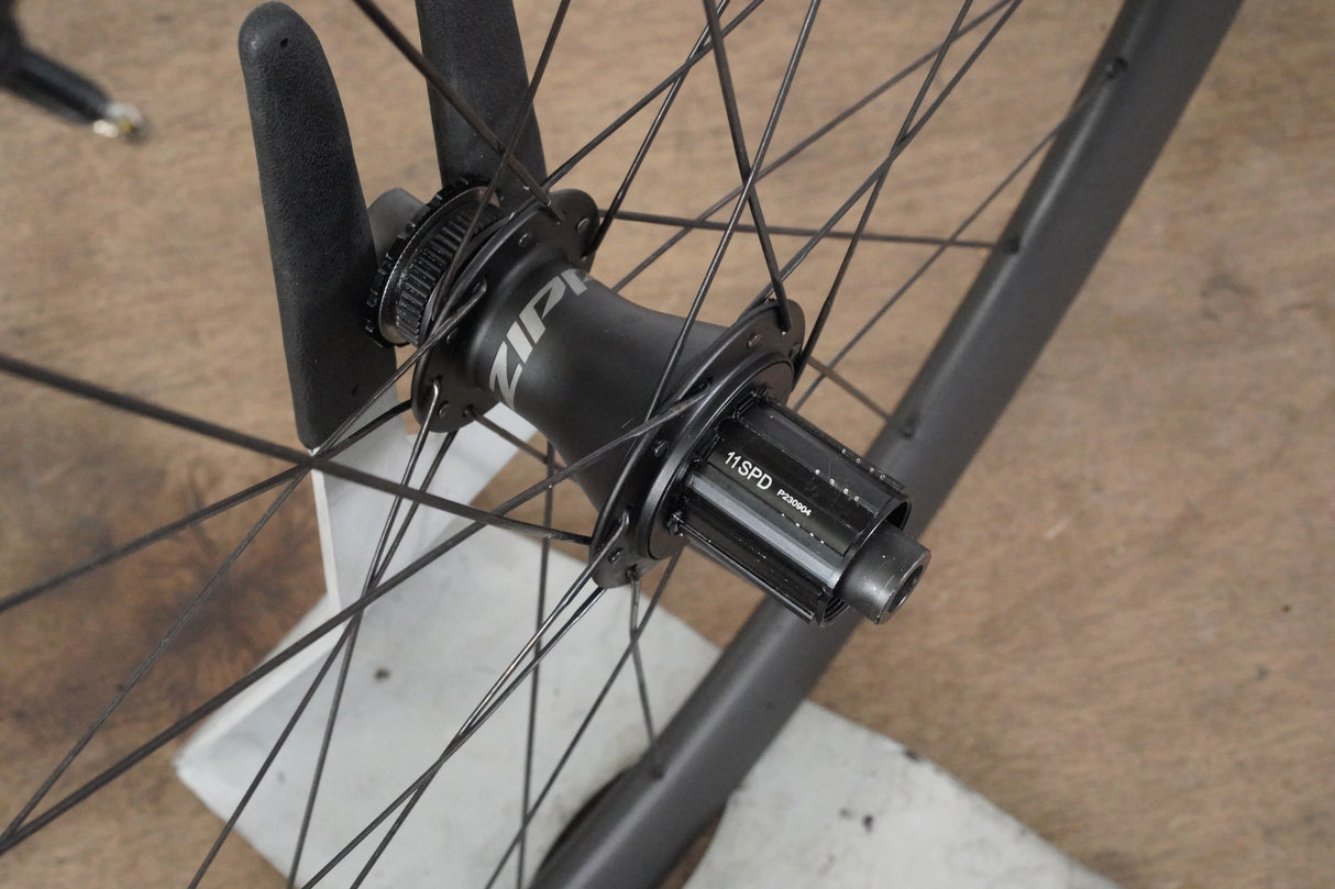 Zipp 404 Firecrest ZR1 Carbon Tubeless Disc Brake Wheelset Shimano/SRAM 11 Speed