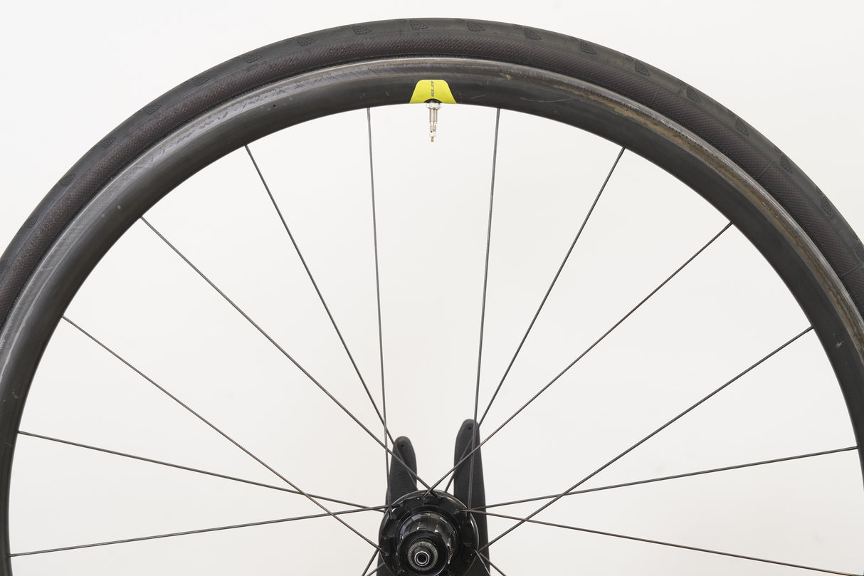 Giant SLR 1 Carbon Tubeless Rim Brake Wheelset Shimano/SRAM 11 Speed