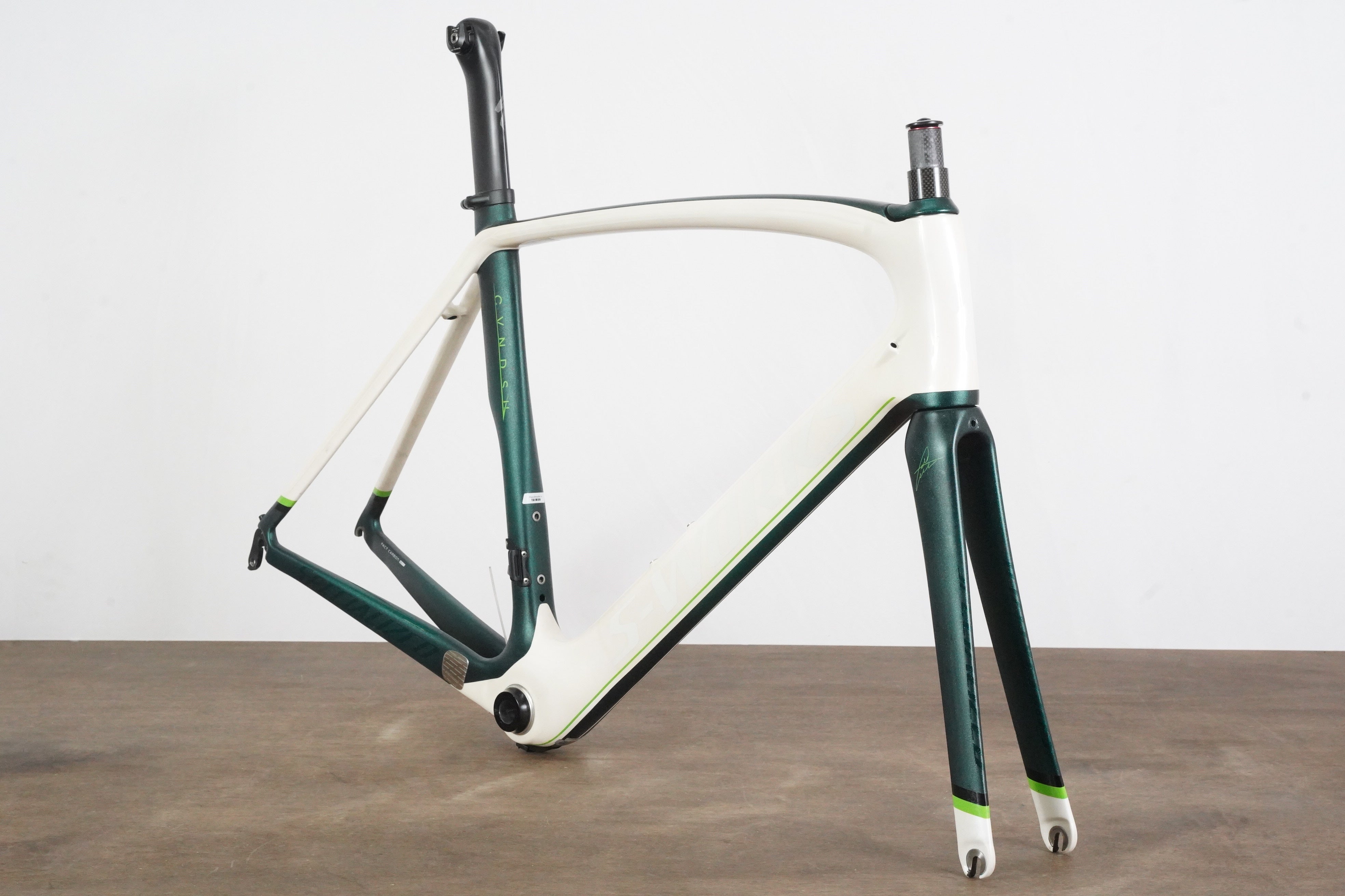 DSC05351_9f8bb5da-1137-48ea-