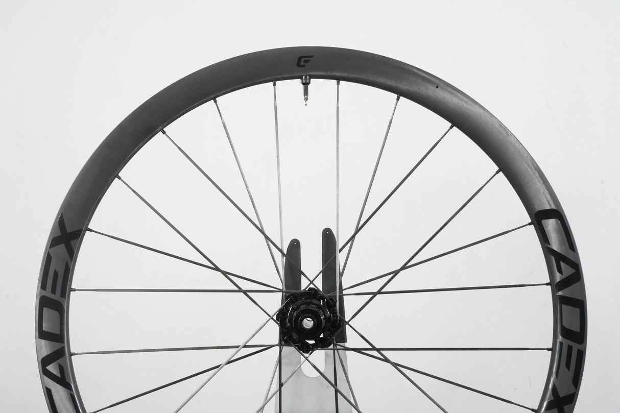 Cadex 36 Carbon Tubeless Clincher Disc Brake Wheelset Shimano/SRAM 11 Speed