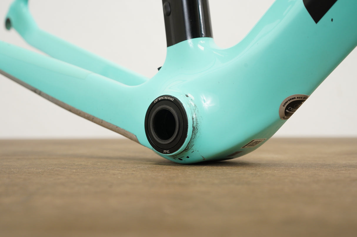 55cm Bianchi Oltre XR4 Carbon Aero Rim Brake Road Frameset