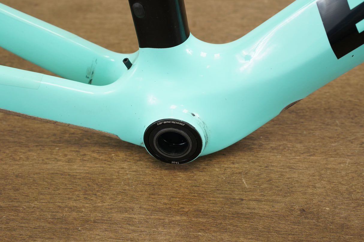 55cm Bianchi Oltre XR4 Carbon Aero Rim Brake Road Frameset