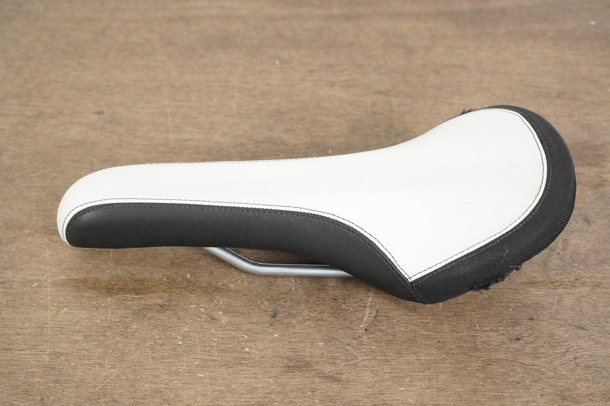 138mm Velo Alloy Rail Road Saddle 305g