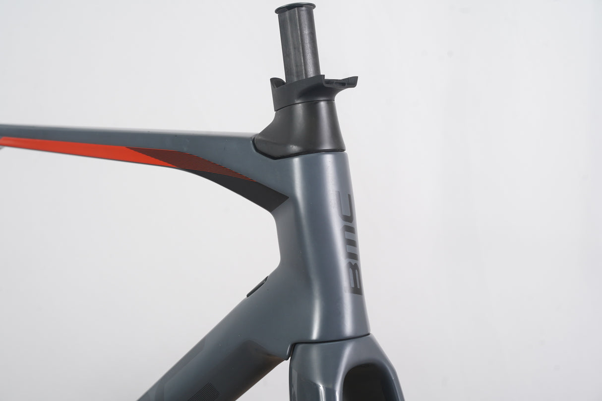 54cm BMC RoadMachine 01 THREE Carbon Disc Brake Road Frameset