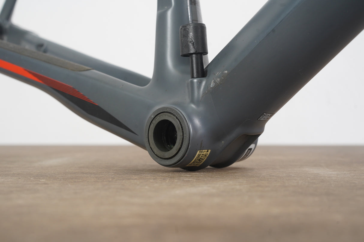 54cm BMC RoadMachine 01 THREE Carbon Disc Brake Road Frameset