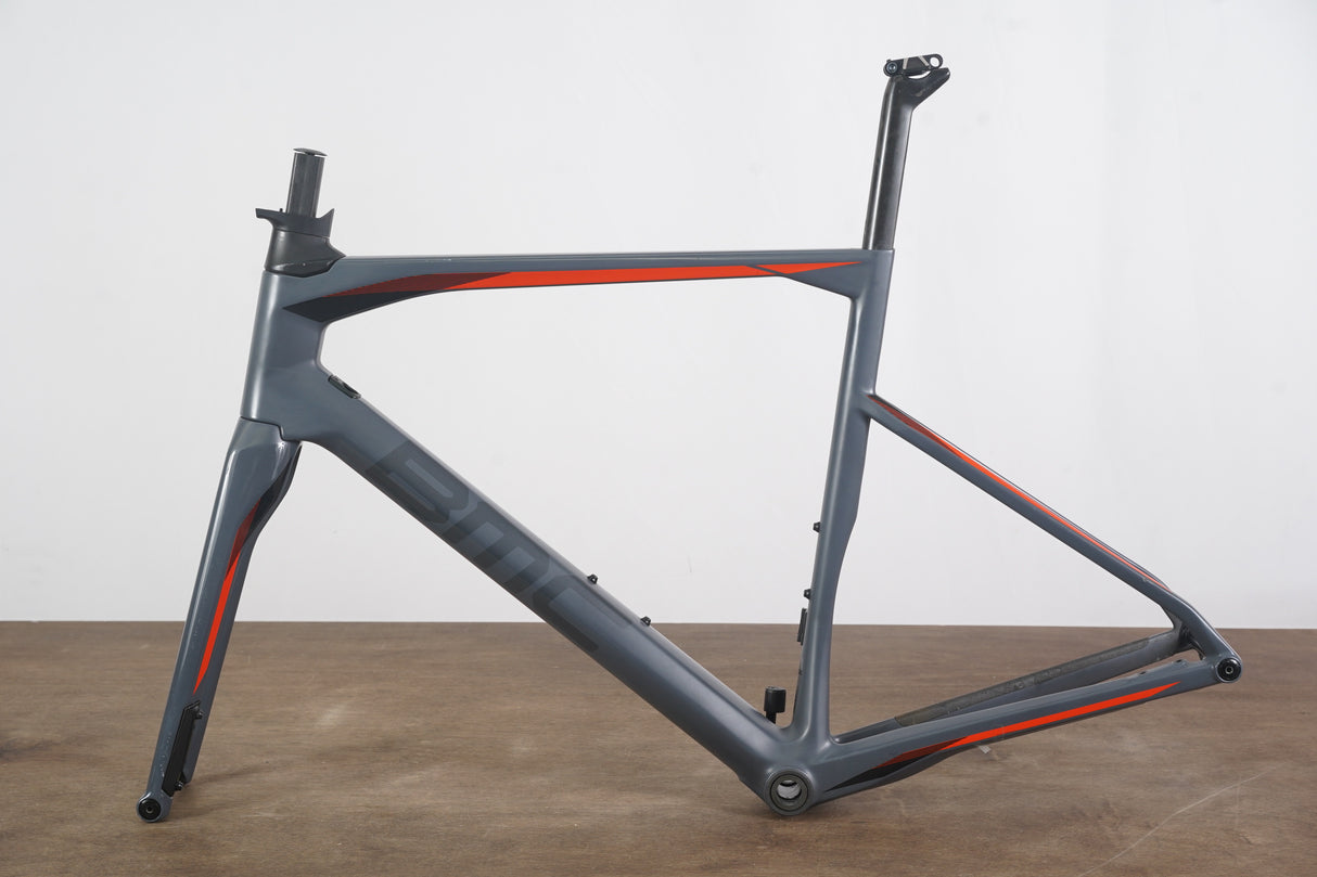 54cm BMC RoadMachine 01 THREE Carbon Disc Brake Road Frameset