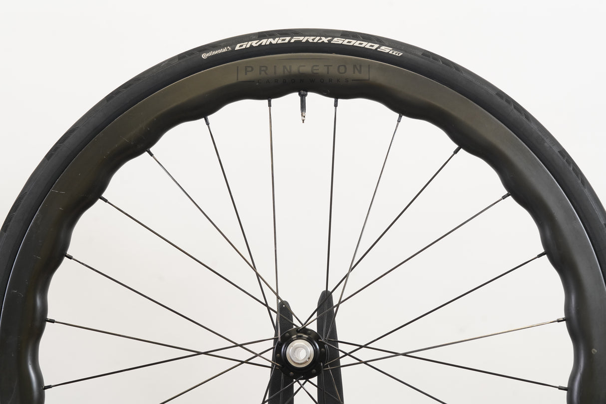 Princeton CarbonWorks Grit 4540 White Industries CLD Tubeless Carbon Disc Wheelset