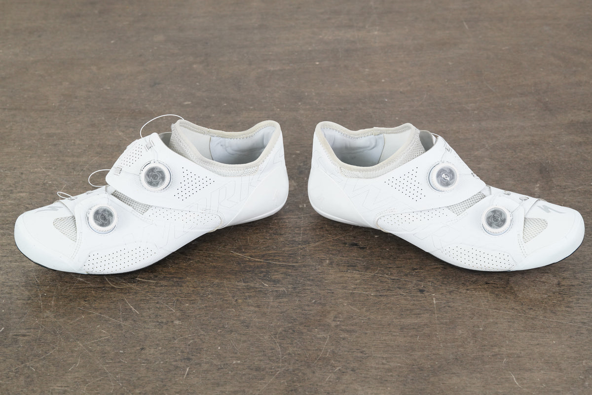 Size 43 (EU) 8.6 (UK) 9.6 (US) Specialized S-WORKS Ares Carbon Clipless Road Shoes