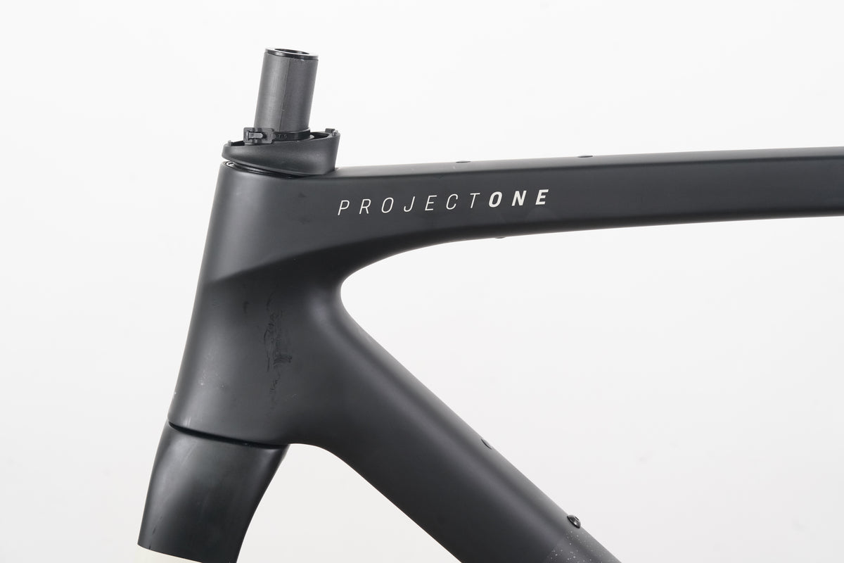 NEW TAKE-OFF 2025 M/L Trek Checkmate SLR Project One Carbon Disc Gravel Frameset