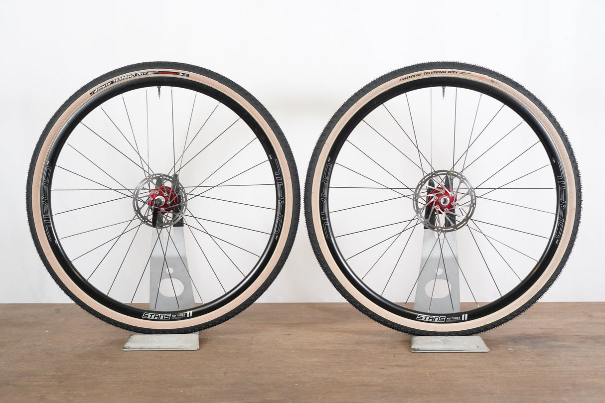 Stan's NoTubes ZTR Grail MK3 Chris King R45 Gravel Alloy Tubeless Disc Wheelset