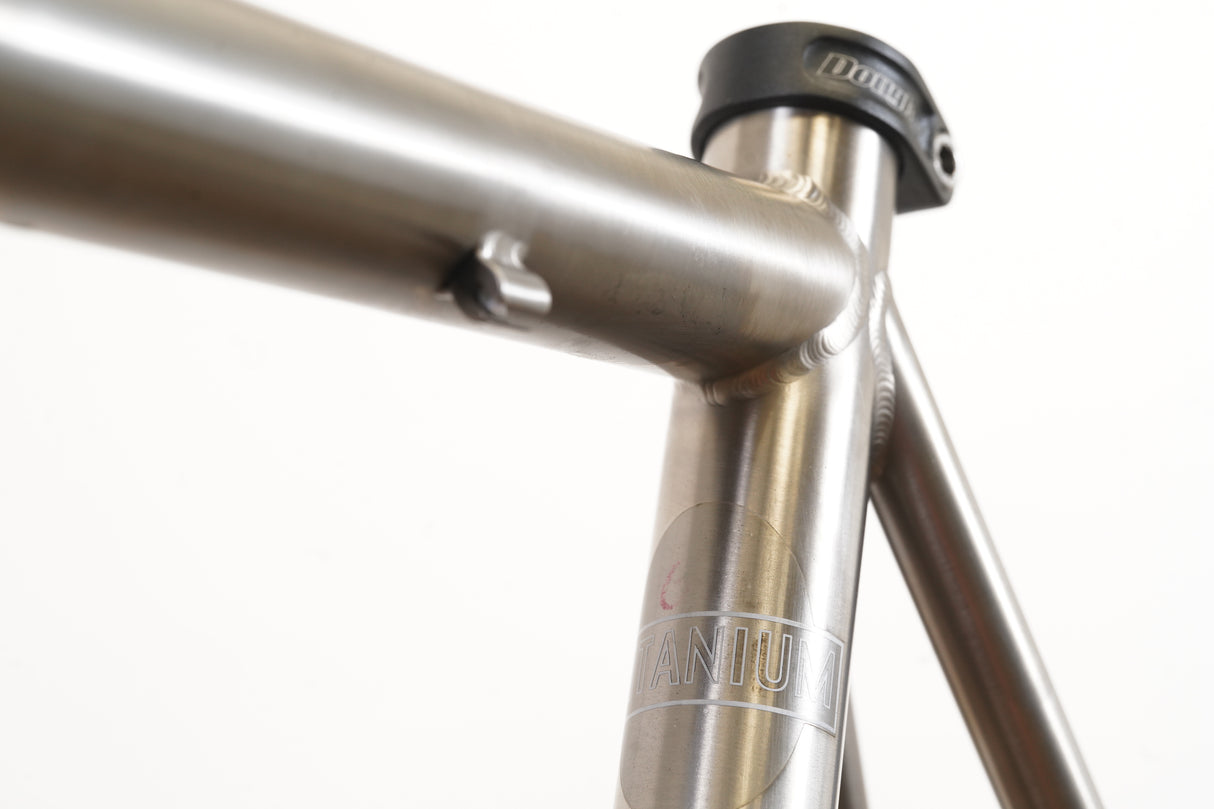 58cm Douglas Racing Titanium Rim Brake Road Frameset