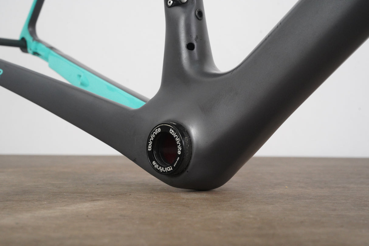 56cm Factor O2 Carbon Disc Brake Road Frameset