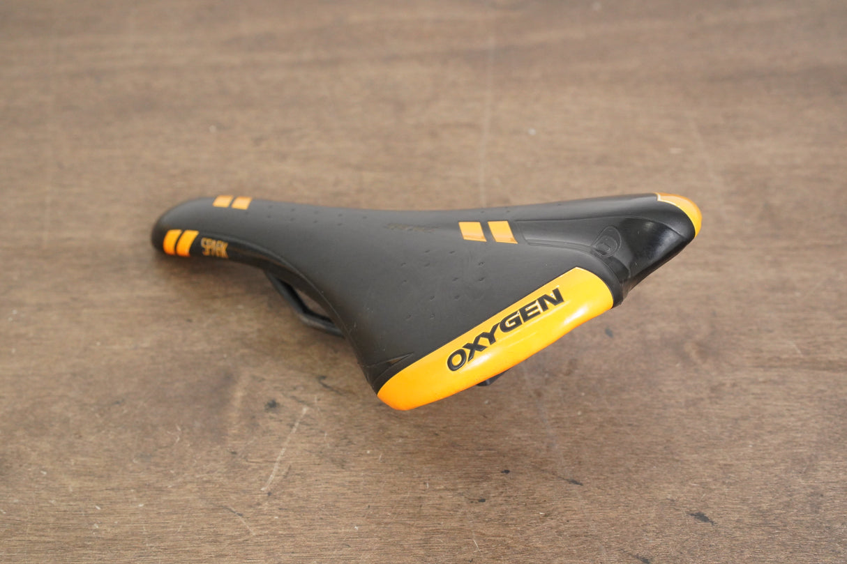 138mm Oxygen Spark Steel Rail Road Saddle 260g