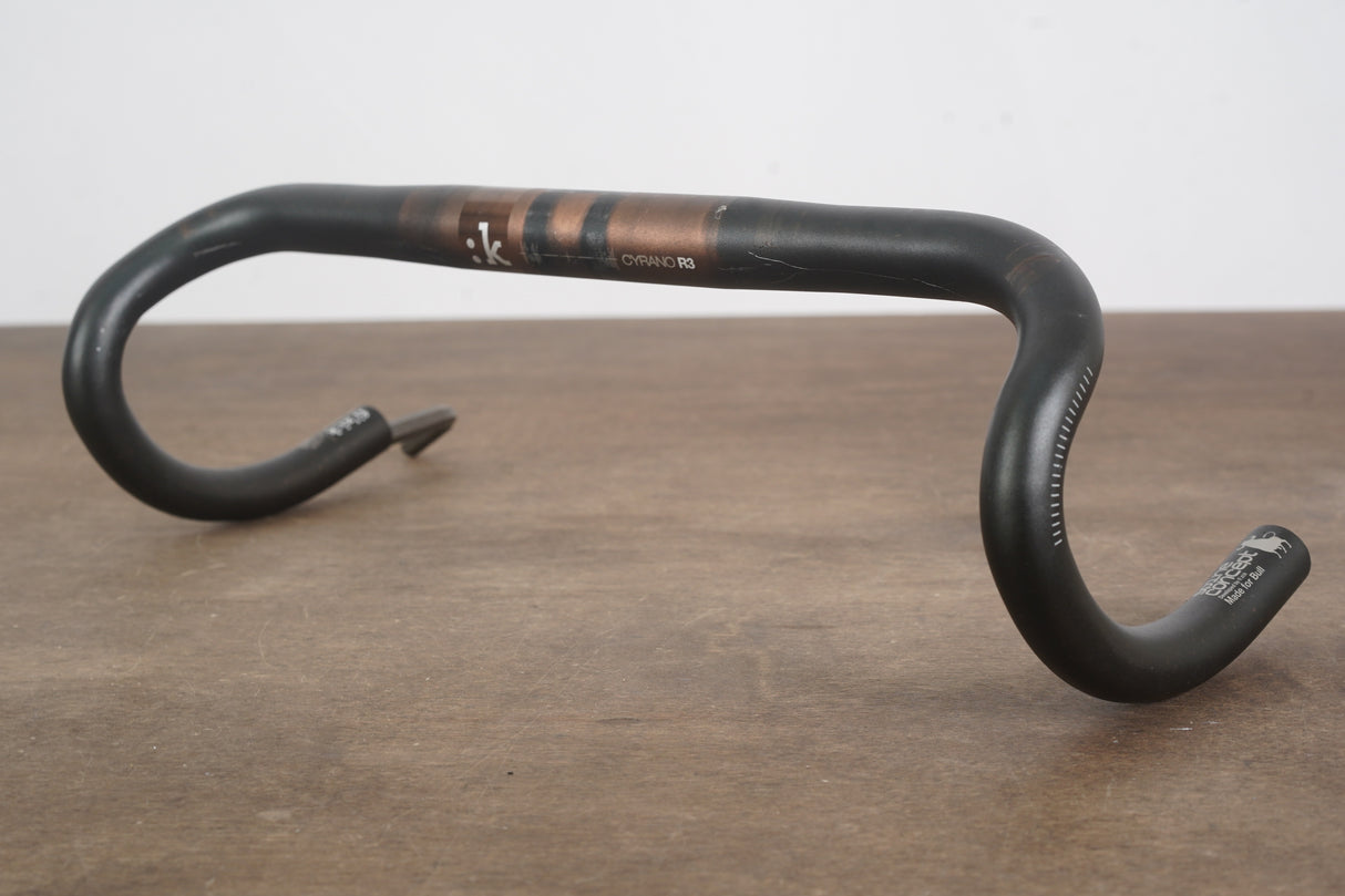 42cm Fizik Cyrano R3 Bull Alloy Road Handlebar 31.8mm